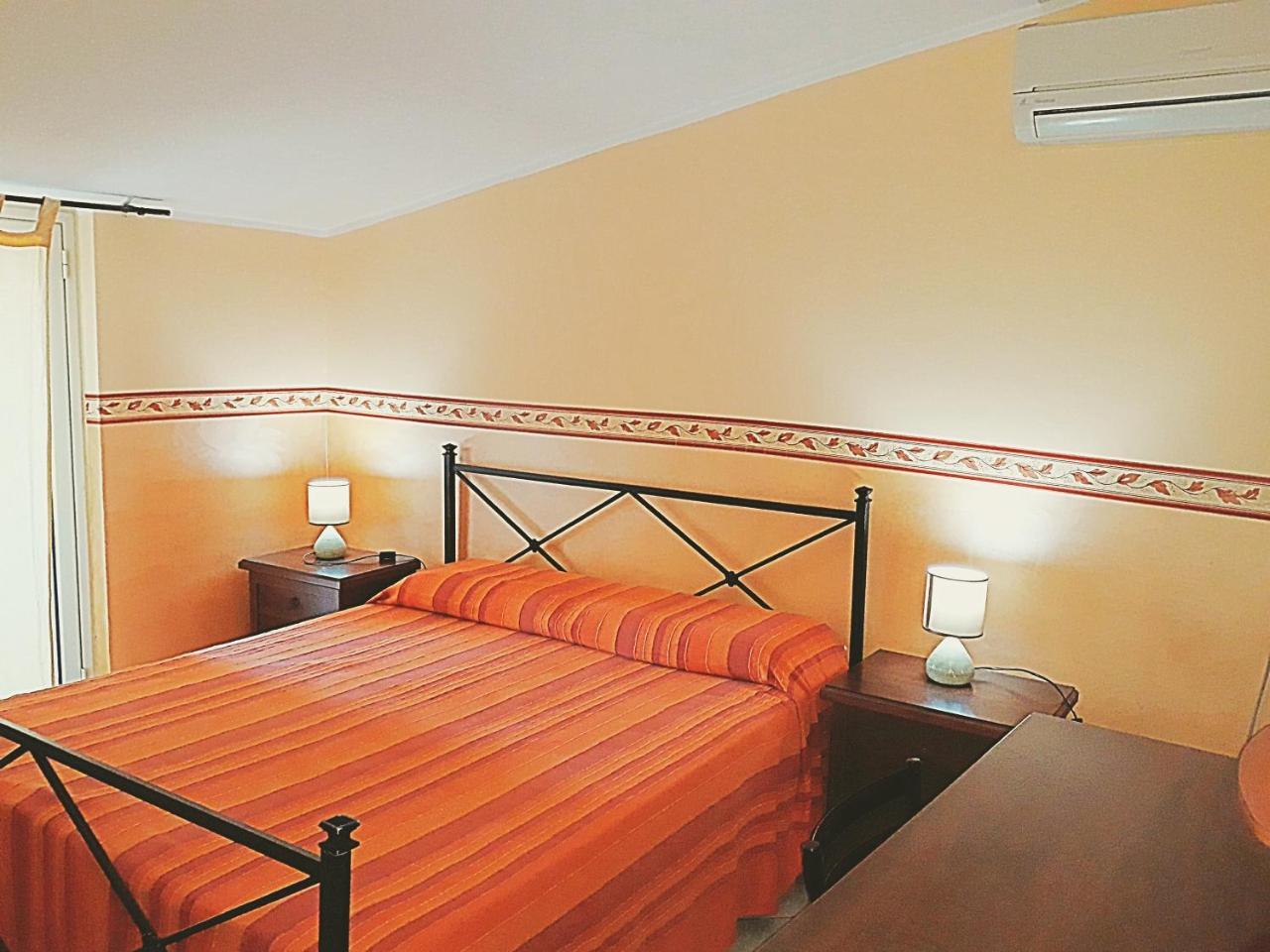 Bed And Breakfast Gigi Furci Siculo Dış mekan fotoğraf